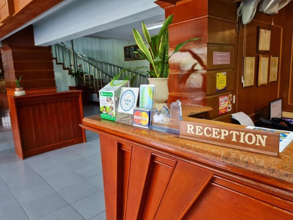 Phu Nga Hotel Natai Beach Екстериор снимка